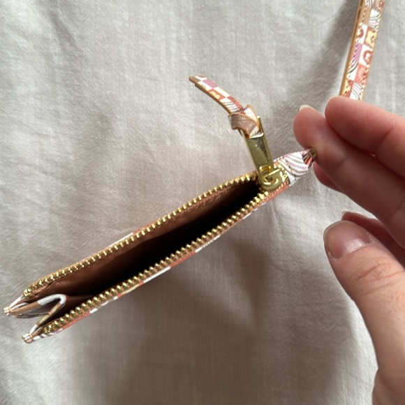 *SOLD* Brand new The Caep phone wallet - Picture 3 of 3